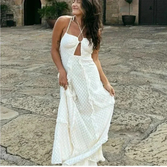 12th Tribe White Maxi Dress - Picture 1 of 5